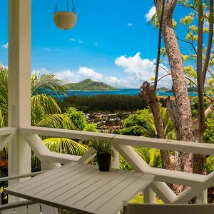 Naturalis - Oceanview Residences Guest house
